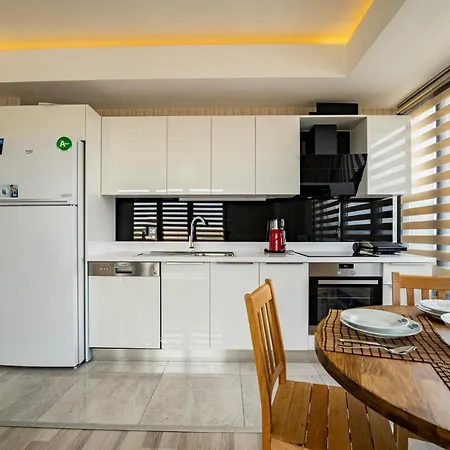 Allure Towers-1 Bedroom, 24/7 Security, Avcilar, No: 49 דירה *